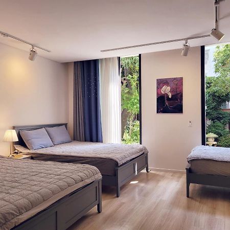 Gallery Family Hotel Mokpo Extérieur photo